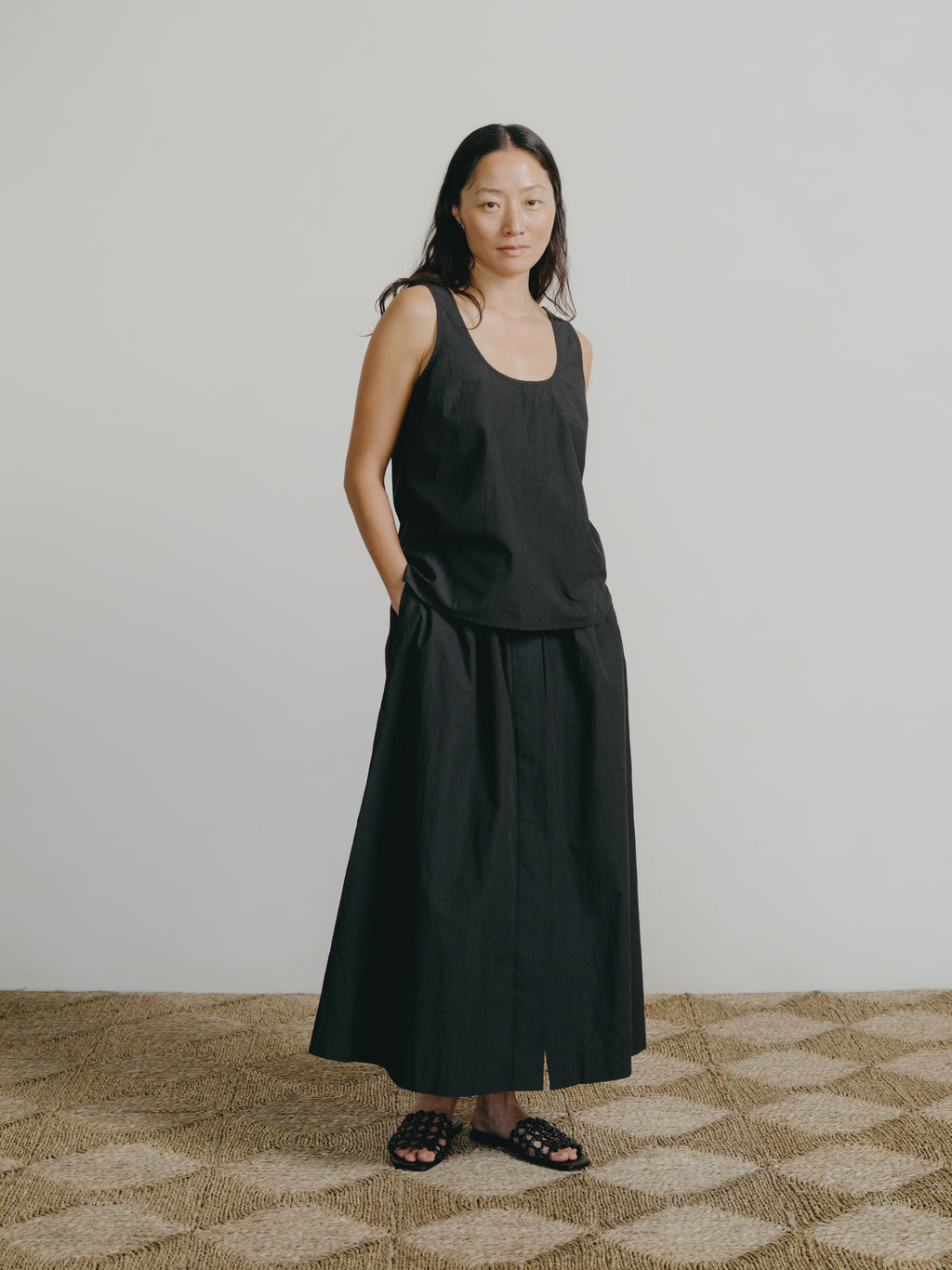 Ananda Skirt, Textured Organic Poplin, Soft Black